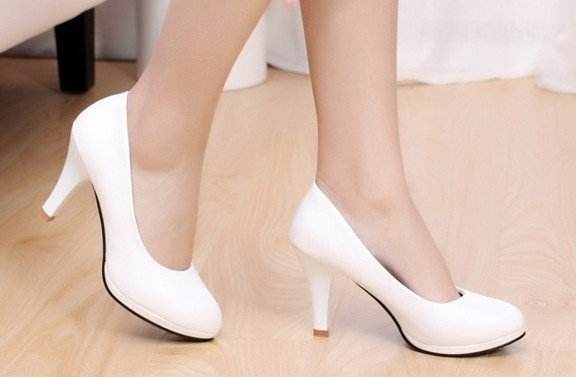 白皮鞋破皮修复小窍门,皮鞋破皮修复的最有效方法