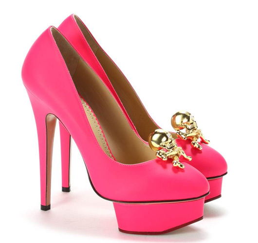 白皮鞋破皮修复小窍门,皮鞋破皮修复的最有效方法