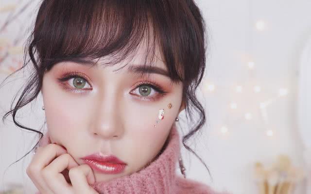 扒一波彩妆界的樱花限定！我们*彩大**妆界才不输给星爸爸樱花杯！