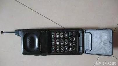 盘点一下你当年用过的手机,还记得你人生当中的第一款手机吗