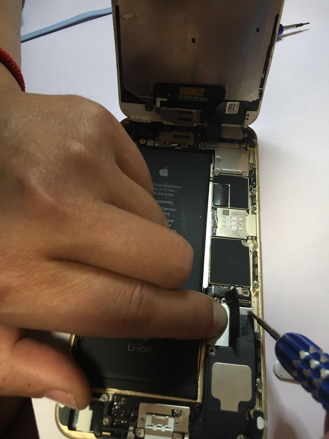 苹果更换扬声器多少钱,苹果12听筒扬声器更换