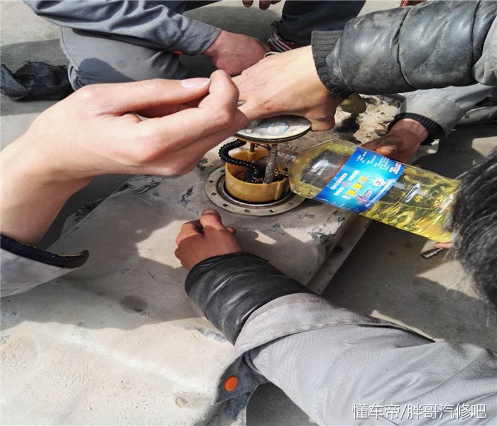 汽油车加入柴油怎么处理,汽油车加了汽柴油怎么办