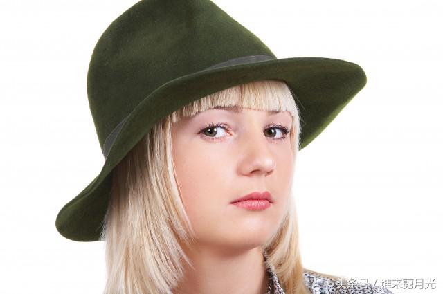 头发软细国字脸短发型女,50-60岁国字脸女性适合中短的发型