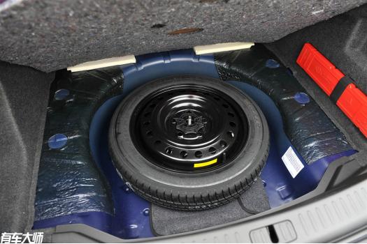 为什么车子备胎都是非全尺寸的,汽车有必要自己弄个全尺寸备胎