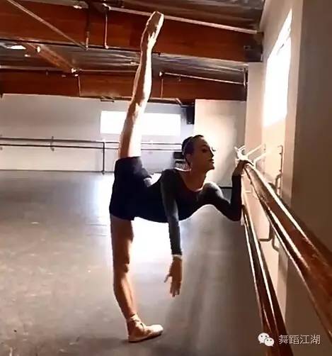 如何更快的练习基本舞蹈,一招教你学会舞蹈