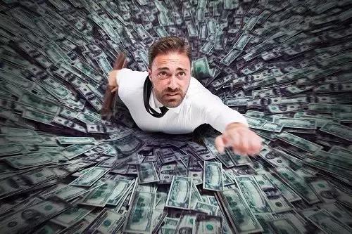 挣钱与赚钱及攒钱的本质区别,挣钱和赚钱到底有什么区别