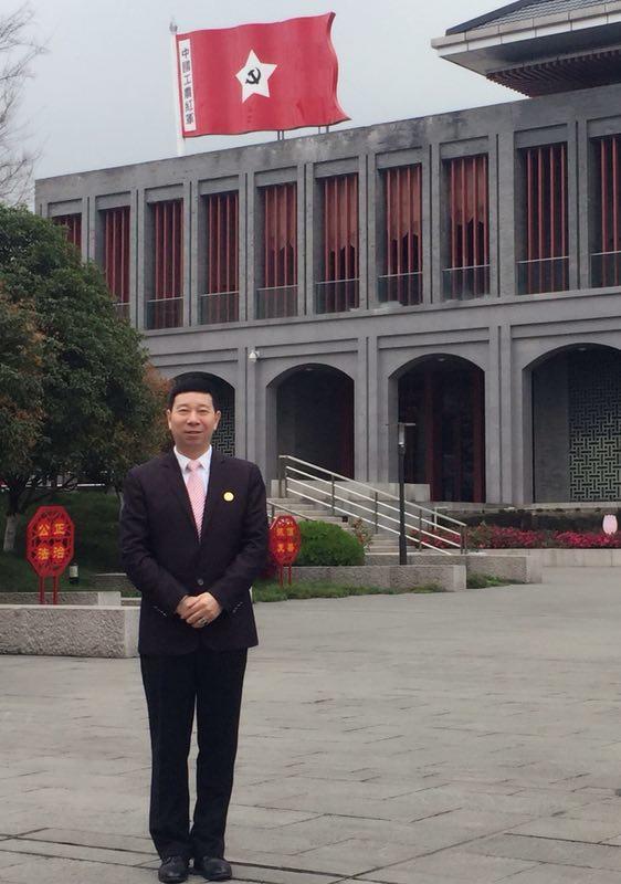 刘瀚锴先生在贵州进行文化艺术交流和参观学习