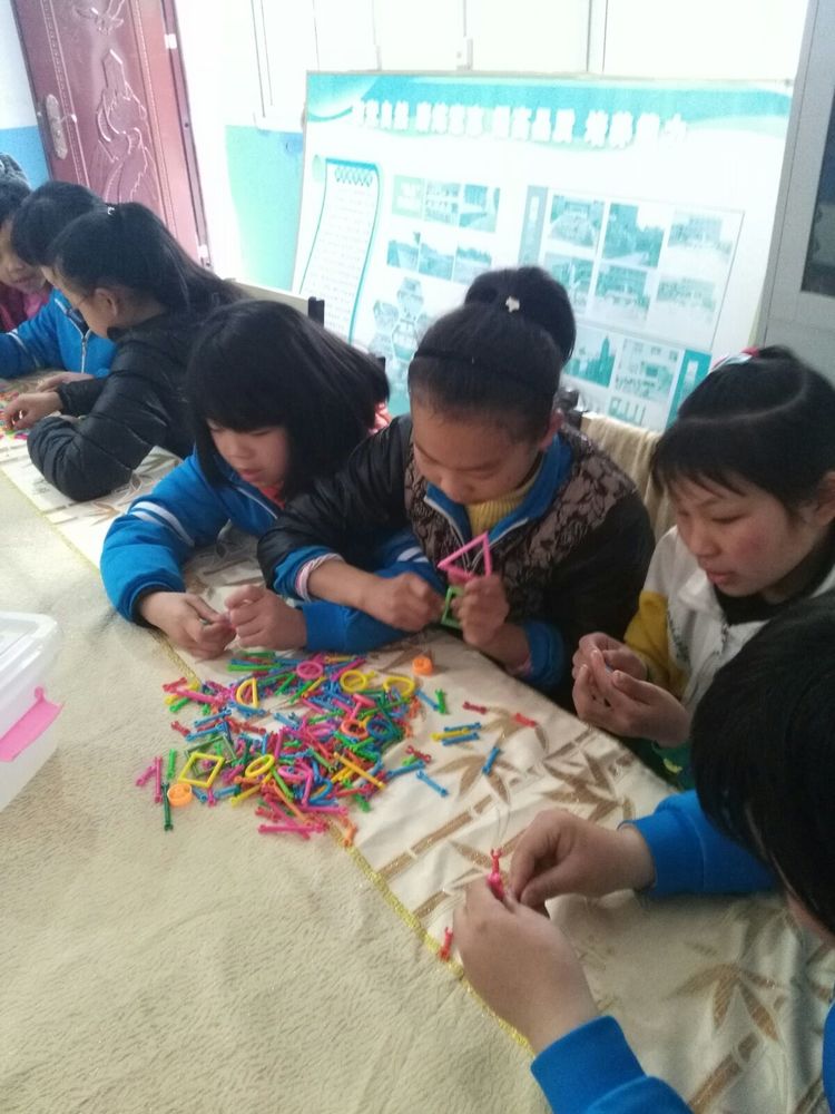 春意无限盎然潜能悄然勃发一一一淅川县寺湾镇三小阳光向上心理社团活动掠影