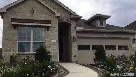 发国外上课照片、带货小视频…朋友圈结识的海外代购,全靠演!