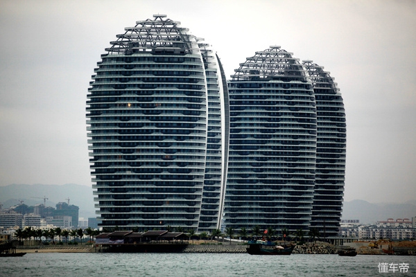 三亚东岛豪华游艇一日游,三亚东岛海鲜