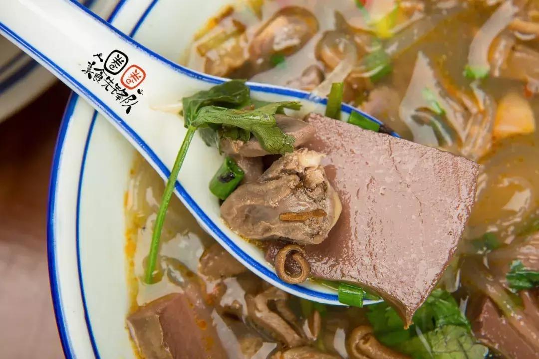 南昌这家煎包店日售2000个人均15元！现在64折，煎包套餐免费送！