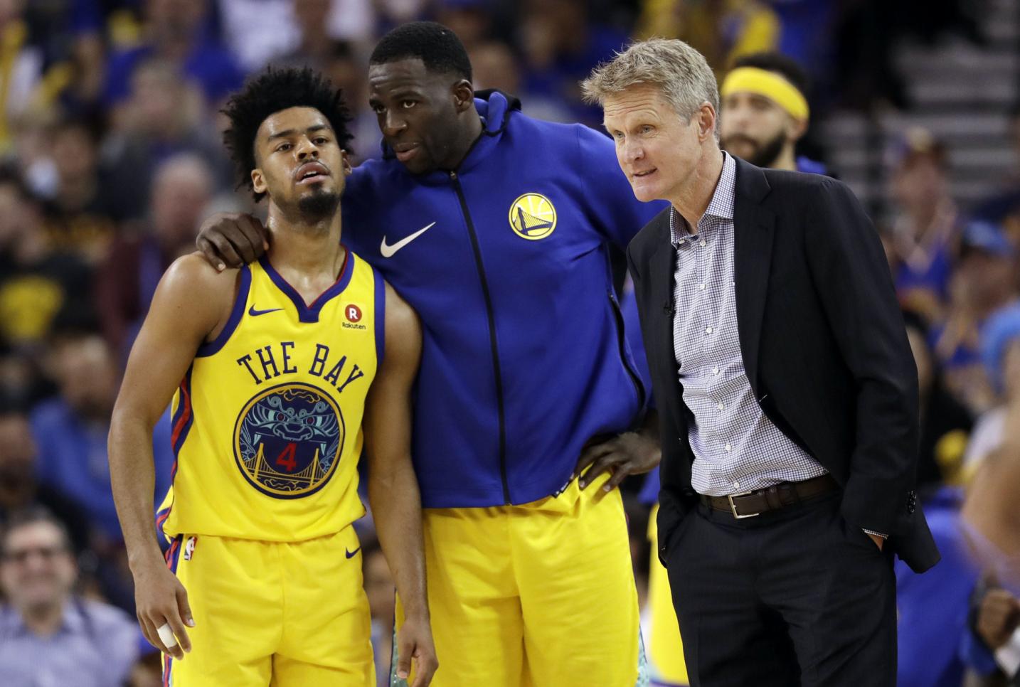 “新库神”连续爆发吓到勇士两员大将，必然会有一人会成为牺牲品