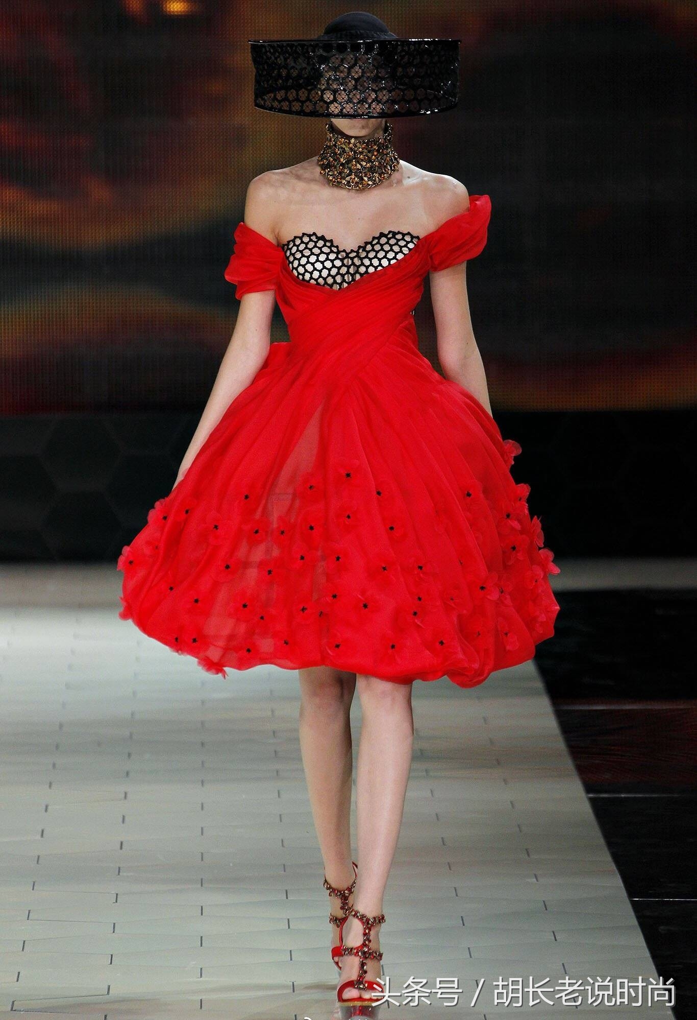 alexandermcqueen是什么品牌,alexandermcqueen