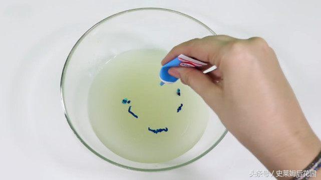 用瓜尔胶粉做假水不粘手,做泥用的瓜尔胶粉