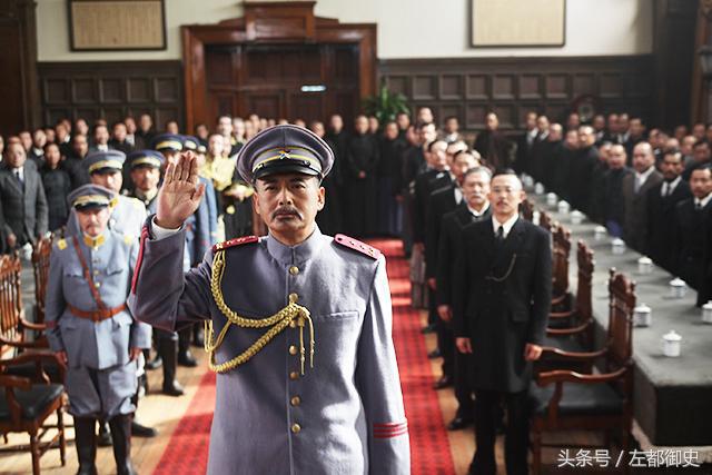 农村大量的蛤蟆,田里很多蛤蟆