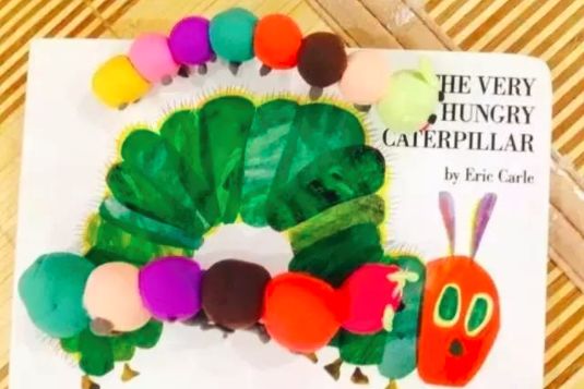 学好这28册国际大奖经典绘本,孩子学前英语班可以省了!附*载下**链接