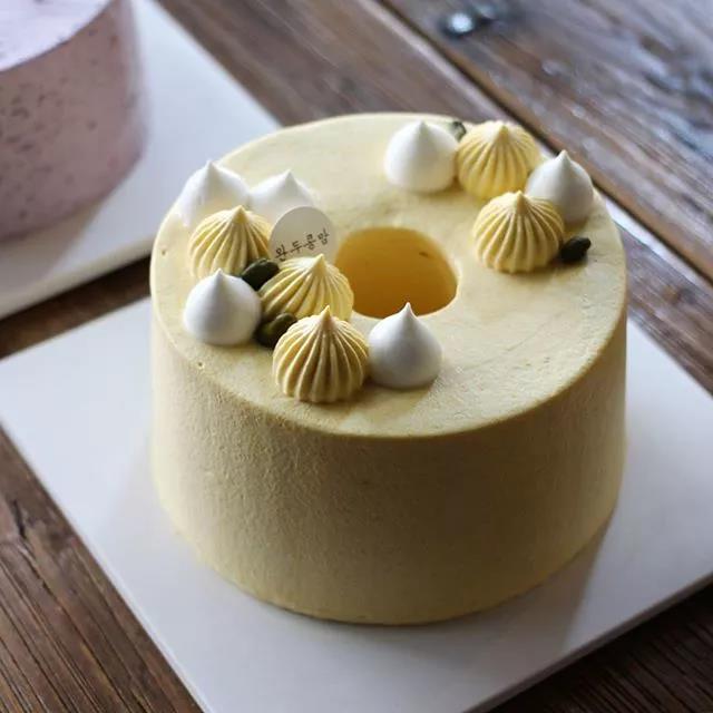 八齿裱花嘴奶油蛋糕简单造型,小孩子奶油蛋糕造型简单