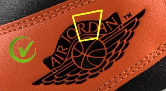 aj1小扣碎黑白橙真假,aj1扣碎球鞋真假对比