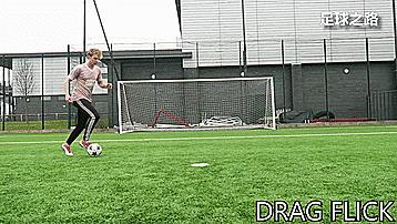 50种个人足球技巧训练,100个足球过人技巧gif