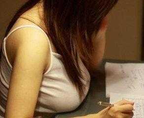 胸大无脑的女人，在爱情中常犯的三个错误