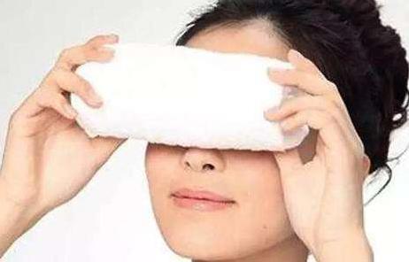 眼睛一看电脑就刺痛流眼泪,一看电脑眼睛就酸胀是怎么回事