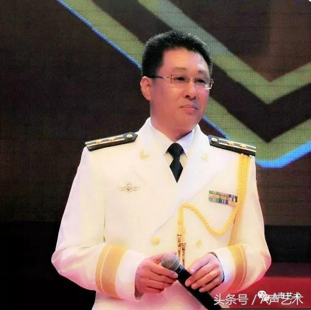 当迷彩邂逅青春,最美的青春邂逅迷彩