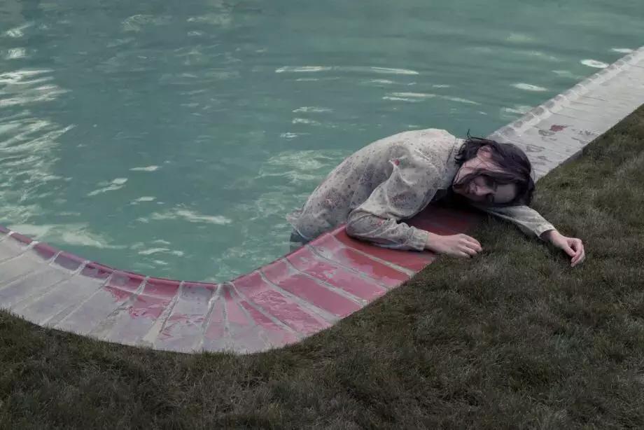 别跟我谈钱伤感情,谈感情伤钱的神回复