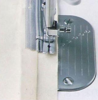 隐形拉链正确安装方法,隐形拉链用什么手法装最快