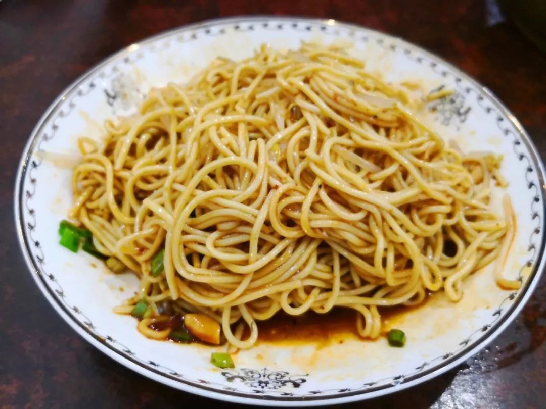 到底哪个牌子的麻辣烫最好吃,欧记麻辣烫北京