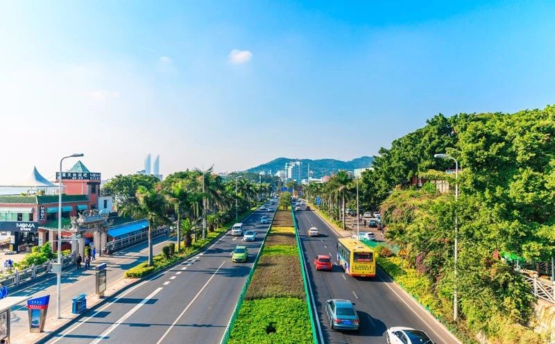 郑州4月特价机票低至150元,12月成都出发白菜价机票大全