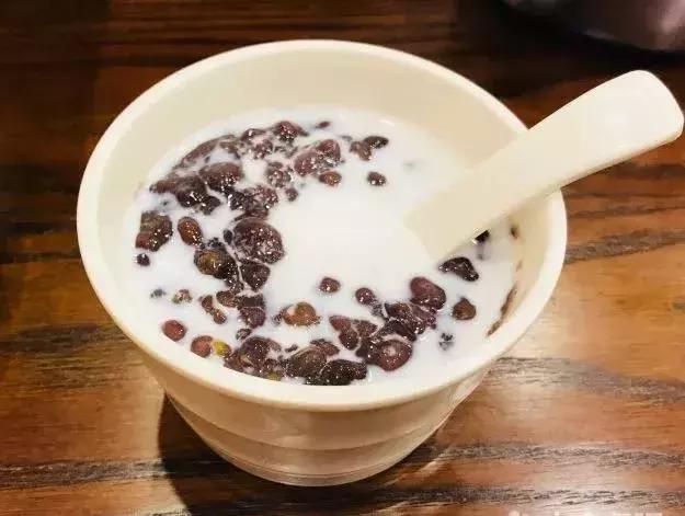 藏在胡同里的苍蝇小馆,藏在犄角旮旯里的苍蝇馆子