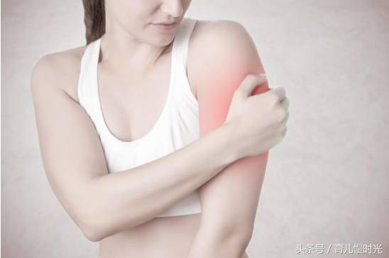 看孩子太磨人！浑身各处疼痛的缓解办法，宝妈和奶奶们快收藏