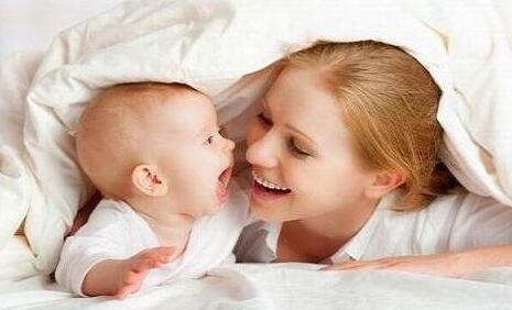 宝宝出现湿疹的原因和护理措施,宝宝容易长湿疹妈妈应该关注什么