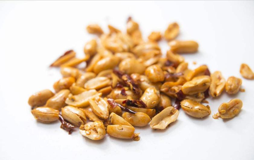 大厨酒鬼花生做法香辣,最正宗的酒鬼花生制作