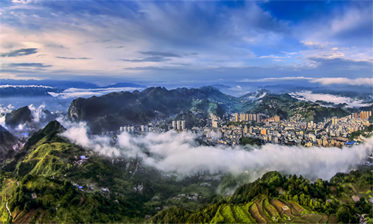 渝贵铁路经过哪些城市,川渝铁路中国第一条铁路