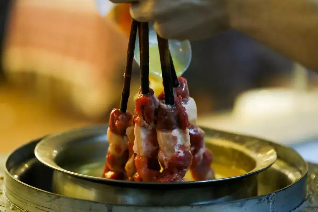 合肥的正宗*疆新**羊肉店，跨越千里空运而来，老板说假一赔店！