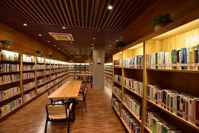 浙江图书馆怎么免费借书,24小时图书馆可以自助借书吗