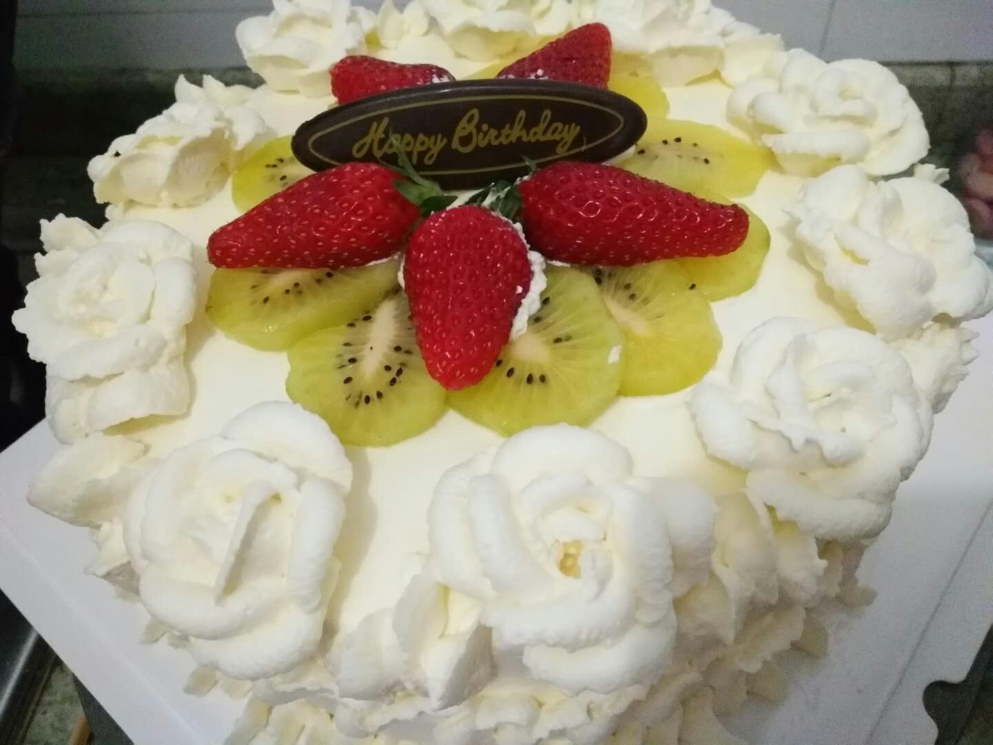 动物淡奶油太软，不能打发？不能裱花？教你两个小妙招