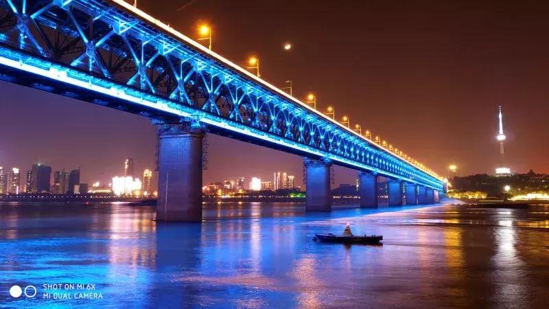 小米6x售价1599起网友直呼太良心,小米6x1599评测