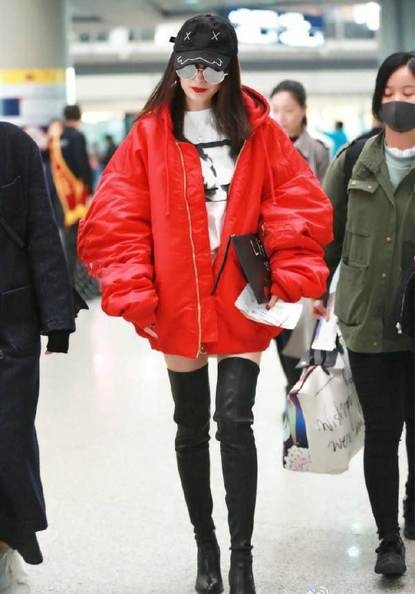 明星扎堆穿他家衣服，时髦又不贵，原来明星也爱省钱！