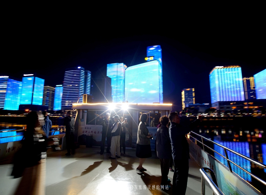 闽江夜游榕城的夏天,夜游闽江将榕城夜景揽入怀中