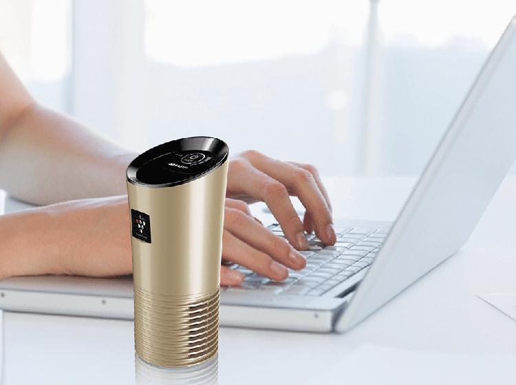 车辆开窗透风治标不治本，选这款车载空气净化器才是最佳方案