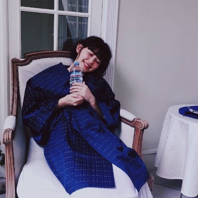 如果你对前任念念不忘，最好的做法就是去找他一次