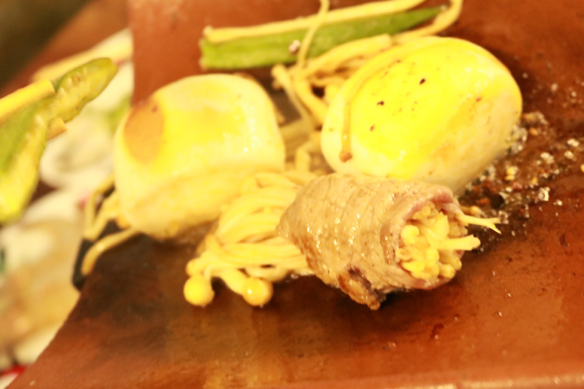 瓦片烤肉哪个最好吃,海口越南瓦片烤肉