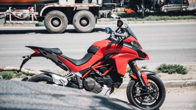 mts1200和1200s的区别,mts1200对比s1000xr
