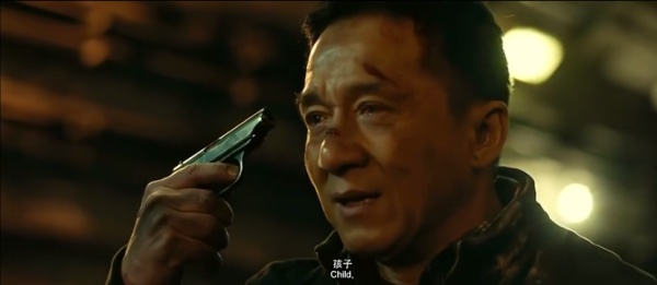 成龙电影里的女儿们，感受着浓浓的父爱，却有一个很蹊跷的共同点