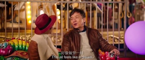 成龙电影里的女儿们，感受着浓浓的父爱，却有一个很蹊跷的共同点