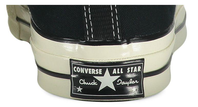 匡威真假鉴别低帮后跟,匡威如何辨别真伪鞋底