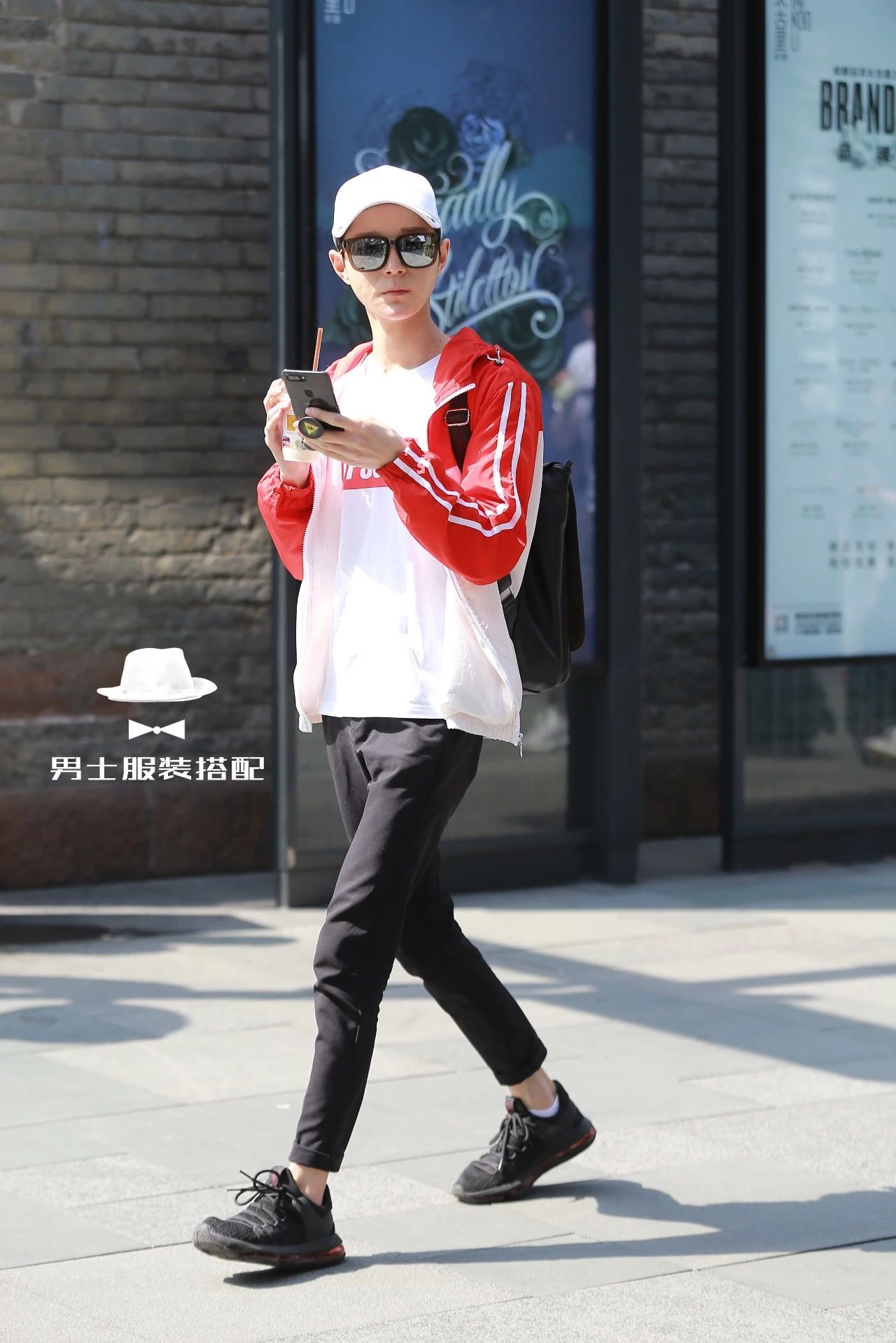 一件配饰提升整个气质,一件精致的配饰瞬间成为时尚有品