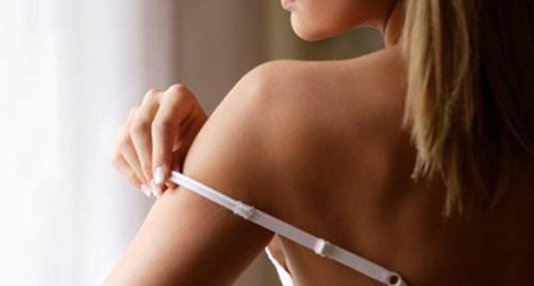 掉肩带小妙招,怎样消除肩带